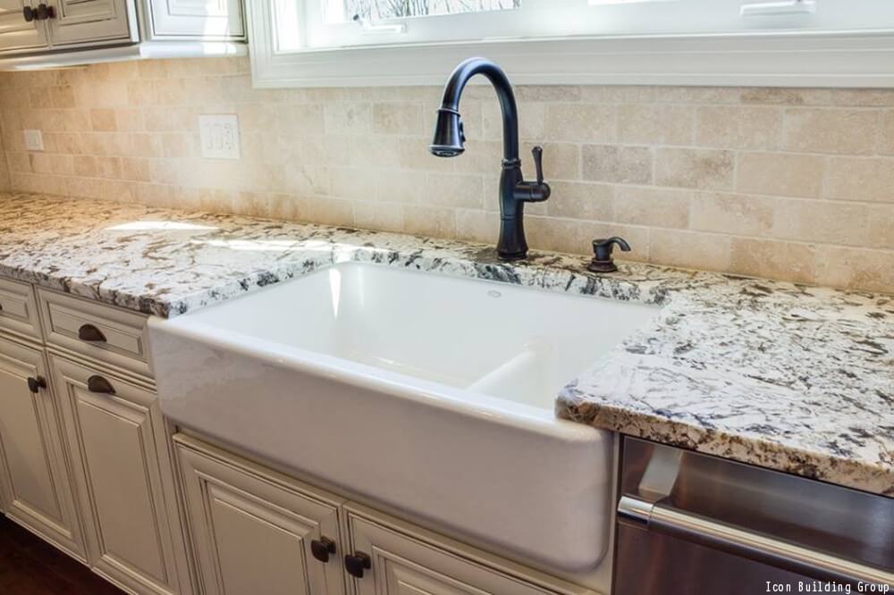 The Pros & Cons Of A Farmhouse Sink | Farmhouse Sinks